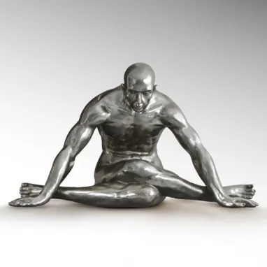 Dekorativna figura Yoga srebrna SCHULLER