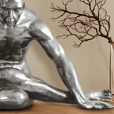 Dekorativna figura Yoga srebrna SCHULLER