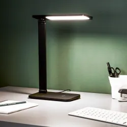 LED stona lampa Seamont crna dimabilna sa punjačem telefona BRILLIANT
