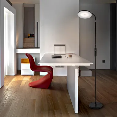 LED podna lampa Volta crna dimabilna CCT SCHULLER