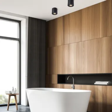 Nadgradna plafonska rozetna Rondip u IP zaštiti crna okrugla Zuma Line