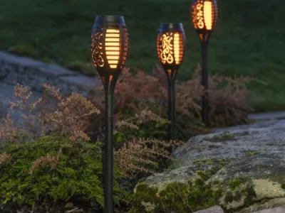 LED ili solarna rasveta za dvorište - kako izabrati?